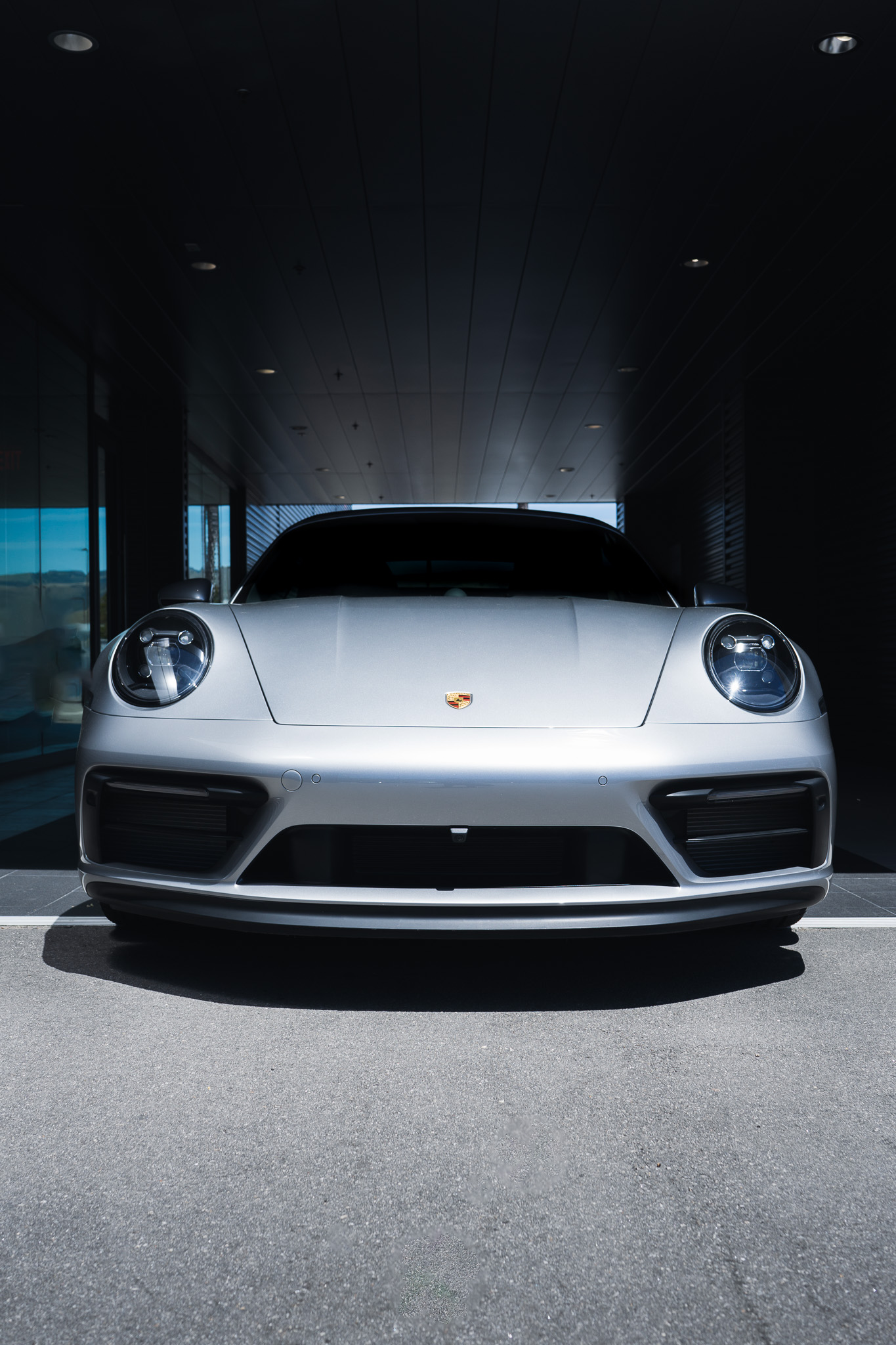 Porsche 911 GTS Front