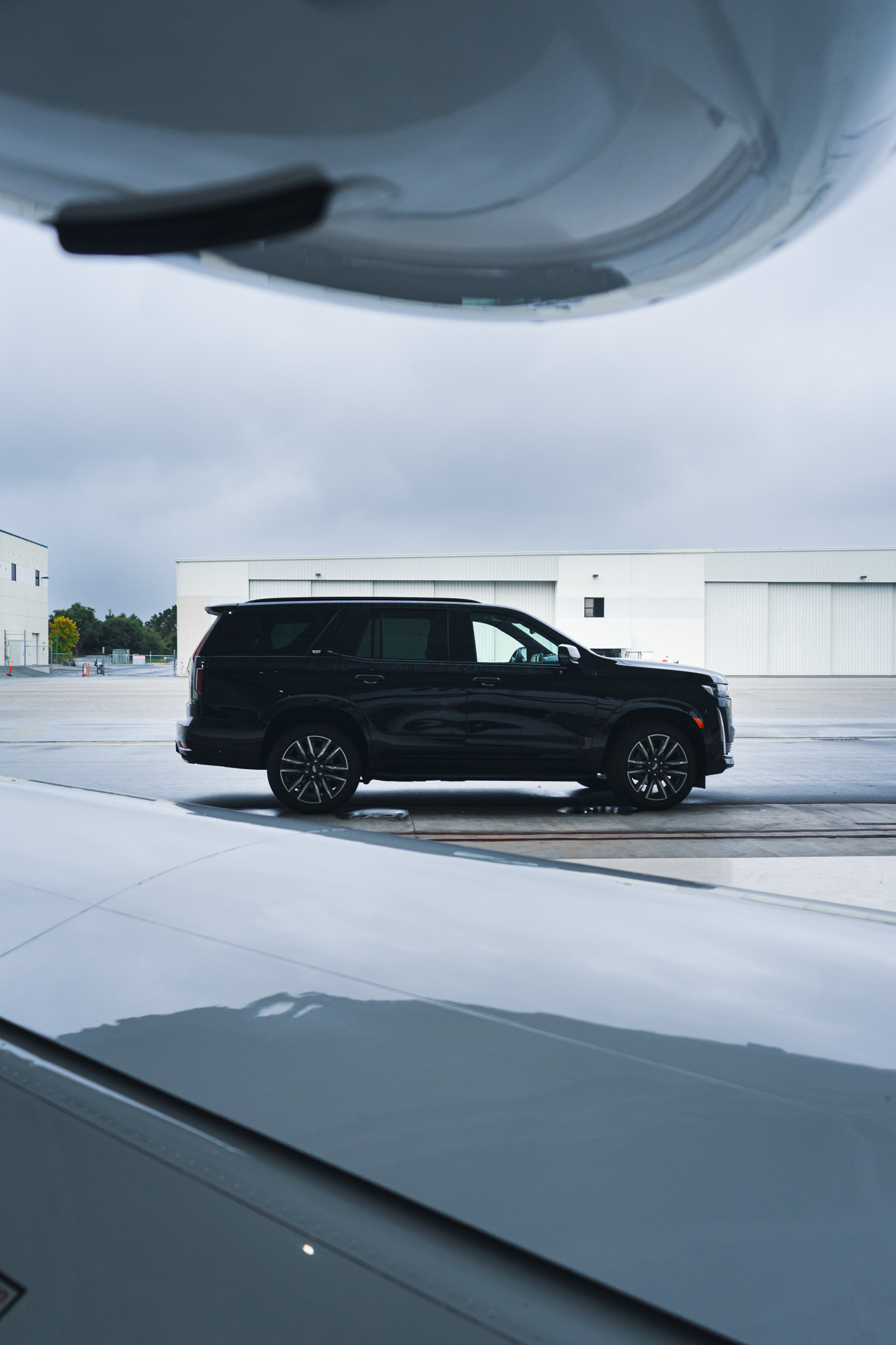Cadillac Escalade Side Shot Alternate